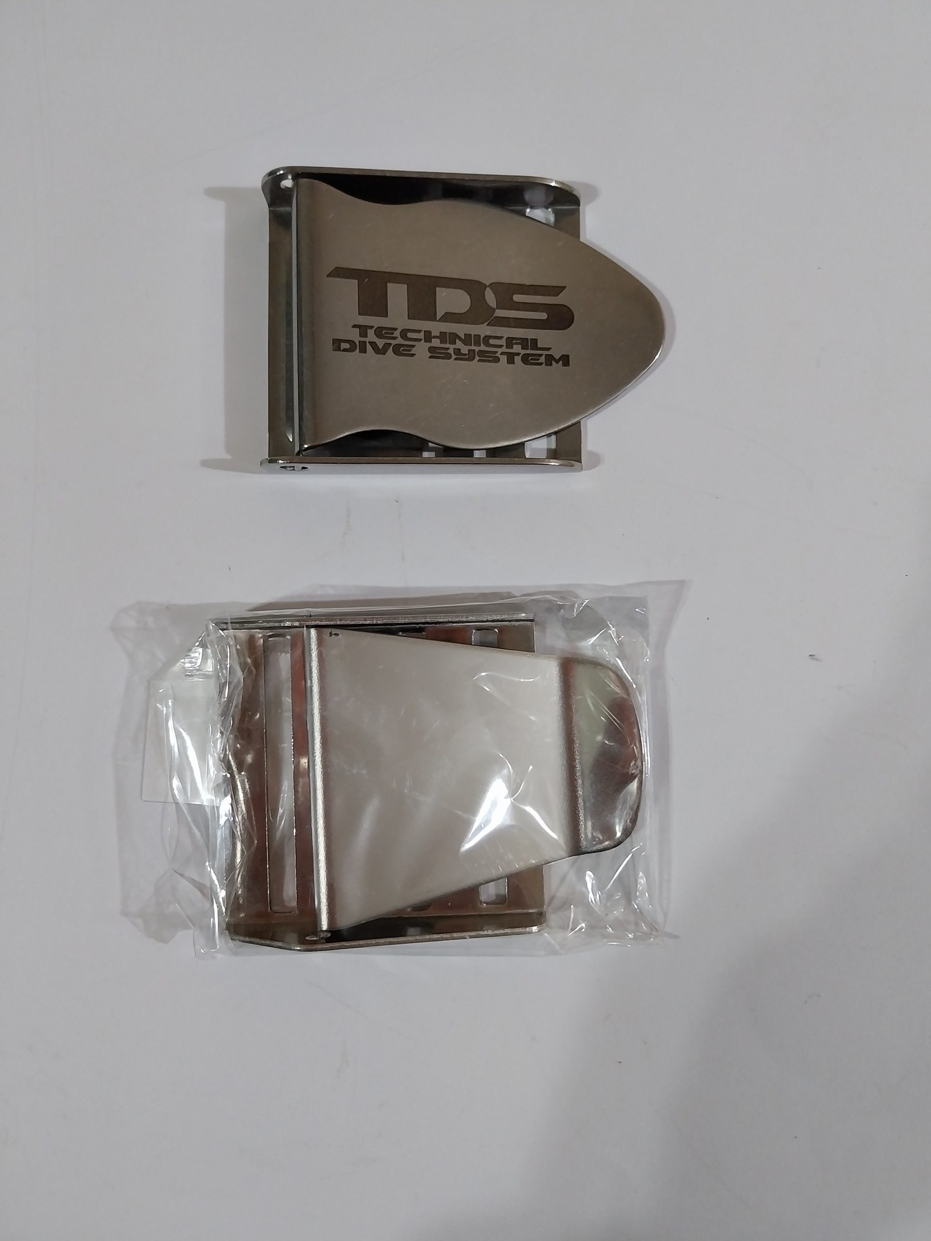 Hebilla cinturon y arnes seguridad